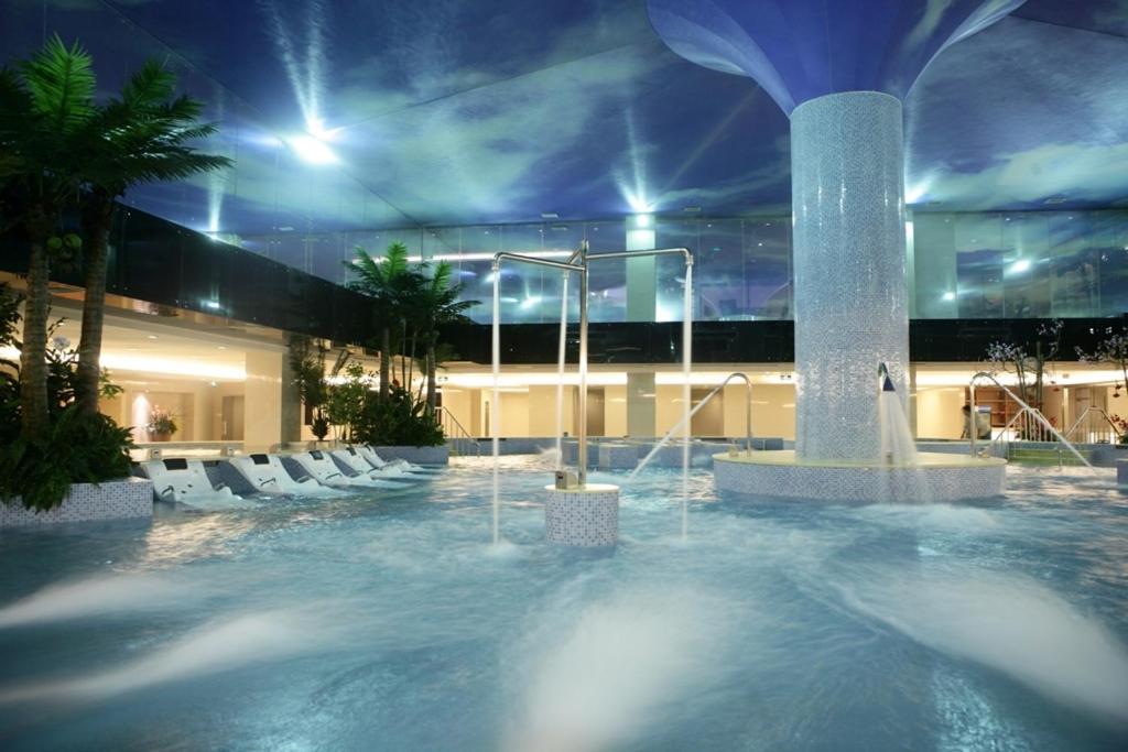 The Hot Spring Hotel Of The Hot Club Peking Létesítmények fotó