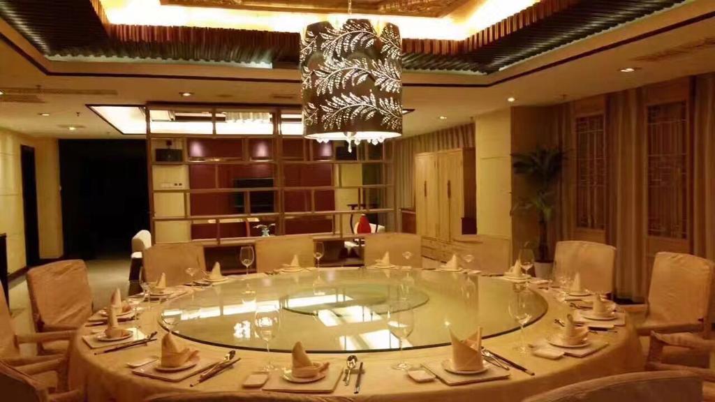 The Hot Spring Hotel Of The Hot Club Peking Kültér fotó